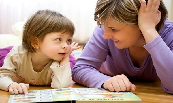 Cần làm gì để phát triển ngôn ngữ cho trẻ?